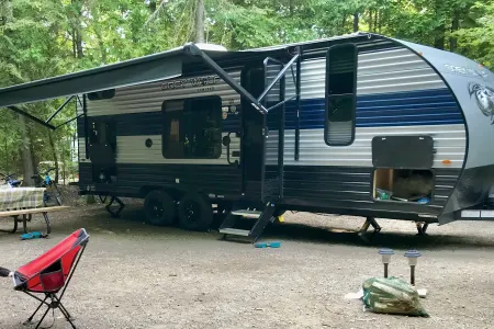 The Serenity Experience (2022 Cherokee Grey Wolf 22MKSE)