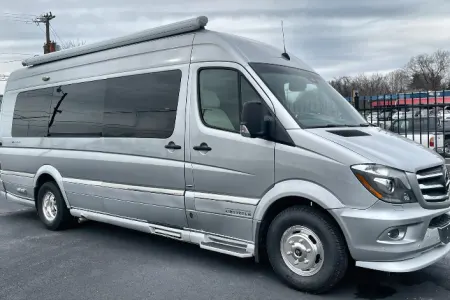 2015 Airstream Interstate Grand Tour EXT