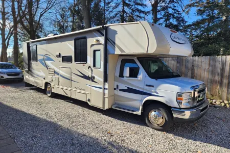 "Adventure Calls"-2015  32 Foot Coachman Leprechaun with Two Slide-Outs