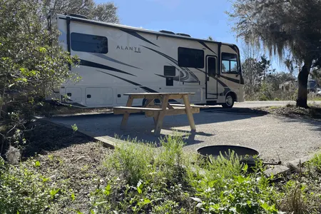 2023 Jayco Alante "Family Time Vacation Seeker"