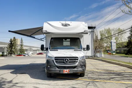 Tina's 2022 Jayco Melbourne