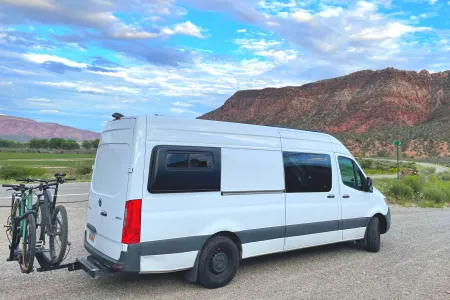 2021 Luxury Mercedes Sprinter 170 High Roof Adventuremobile