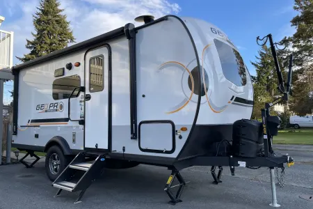 Ricardo’s 2022 Forest River Rockwood Geo Pro 19bh “bunkhouse”