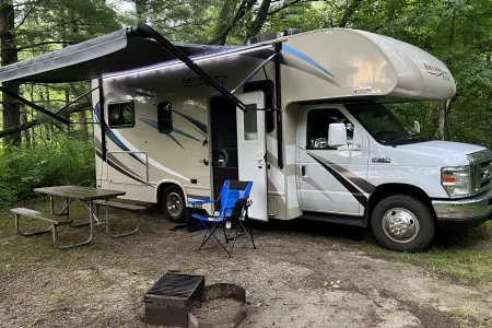 2018 THOR FREEDOM ELITE **NO CLEANING FEES***