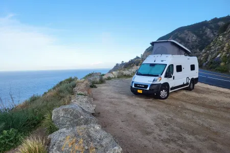The Wanderer - Winnebago Solis