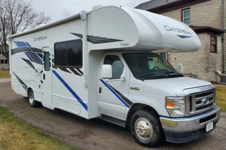 2021 Thor Motor Coach Daybreak 27DB