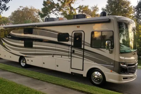 2017 Fleetwood Bounder 36H - Sleeps 9, Includes Amenities
