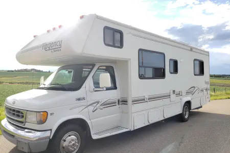 Troy’s Triple E Motor Coach