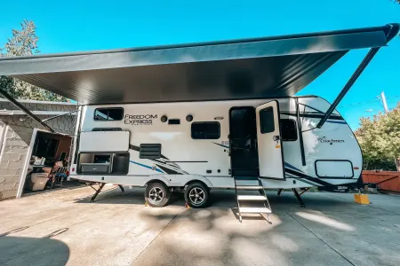 Mountain Peak Family + Pet friendly Bunkhouse!