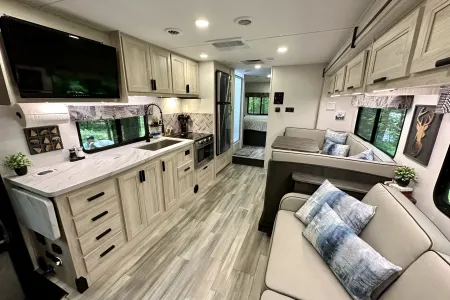 Mobile Modern Glamping