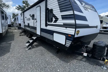 2023 Zinger 328sb #9