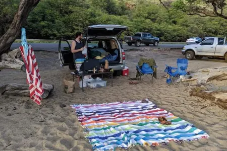 Island Breeze from Easy Campers Maui