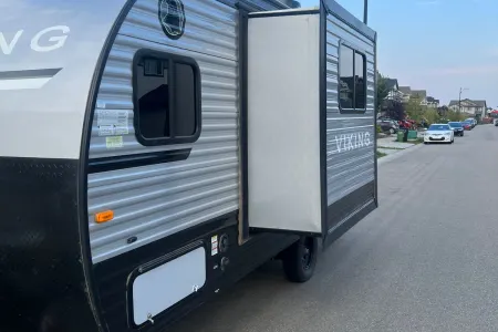 Brand New 17 ft Viking trailer