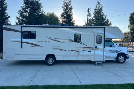 2015 Winnebago Minnie Winnie