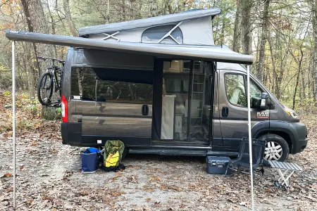 2022 Thor Rize Camper Van