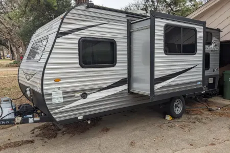 2020 Jayco Jay Flight SLX with bunkbed for a family