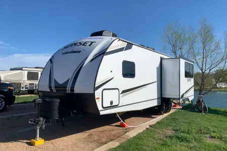 Spacious 2022 Sunset Trail | Slideout, Generator & Delivery Available