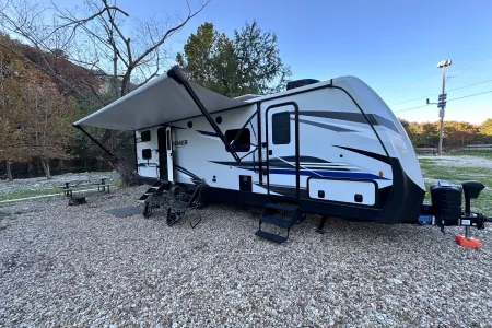 Meet "Lucy", our 2022 Keystone Premier LUXURY Camper