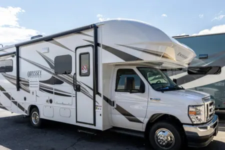 Entegra Odyssey Class C, Sleeps 8, Great floorplan.