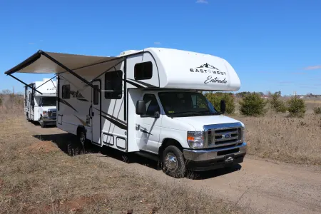 2025 East to West Entrada 2700NSF