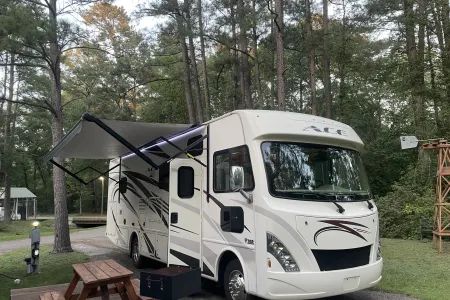 Enterprise Thor Motor Coach A.C.E