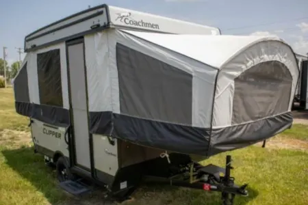 2024 Clipper 806XLS Pop-Up