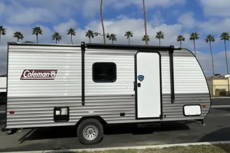 2024 Coleman Lantern 17B - Sleeps 5