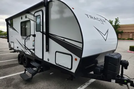 Crazy Cool OFF GRID travel trailer that sleeps 7! BUILT FOR DRY CAMPING!
