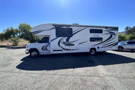 Entegra Odyssey 200 FREE MILES A DAY LOW DEPOSIT