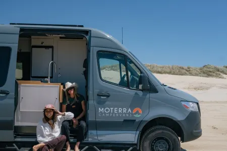 Mercedes 4x4 All-Inclusive Luxury High Roof Campervan