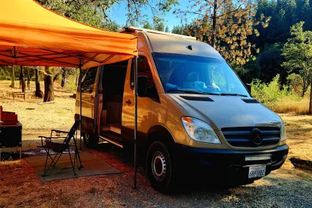 Family Trip Ready - Sprinter Campervan