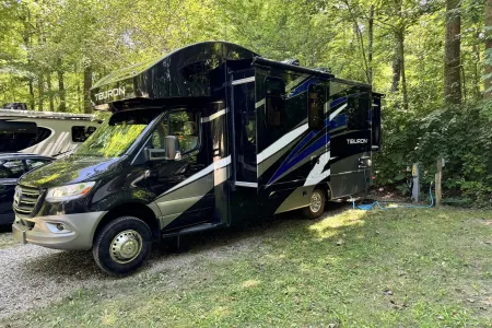 Tibby | Luxury Mercedes Sprinter RV | Easy to Drive | Pet Friendly