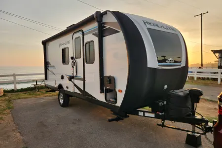 2022 Palomino RL189 - Solar/Batteries/Inverter