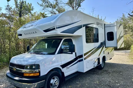 Effortless Luxury | Fully Loaded | 2024 Odyssey SE