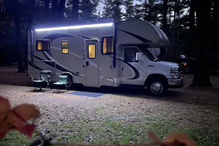 Your Home on Wheels Awaits! Thor Chateau - Adventure-Ready!