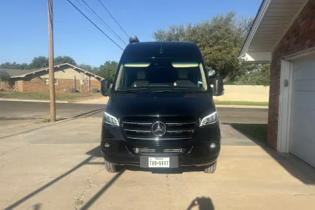 2024 Ultimate RV