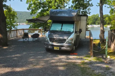 Titan and Four P's in a pod - Mercedes RV - Winnebago Navion