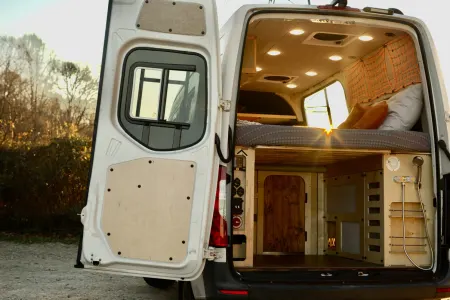 Raquel | 2019 Mercedes Sprinter by Raft Tiger
