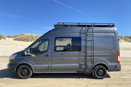 SLO Ford Transit (High Roof)