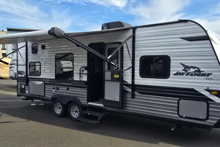 2022 Jayco Jay Flight SLX 8 264BHW – Perfect for Your Next Adventure!