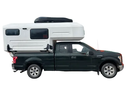 F-150 Gas / Propane Hybrid and Hotomobil Gladiator XLE Sleeps 6 (2 inside r