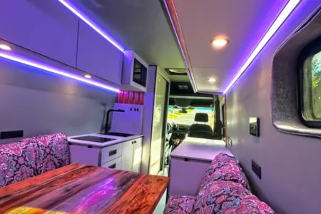 Luxury Sprinter 2024 Conversion, Bathroom and Full Kitchen