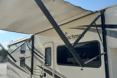 2020 32' Coachman Freelander Bunkhouse (C3)