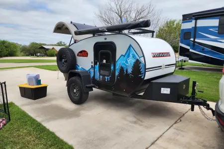 Lil' Buddy Teardrop Camper