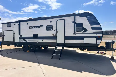 CrossRoads Zinger 328 SB Travel Trailer