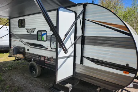 2022 Forest River Wildwood FCX 178BHSK