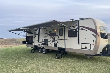 Your Family’s Home on Wheels – 2017 Rockwood by Forest River M-8312SS