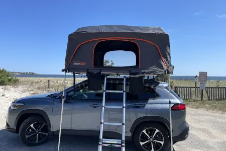 Meadowlark XL Rooftop Tent on 2016 Honda Pilot | Maine Adventures