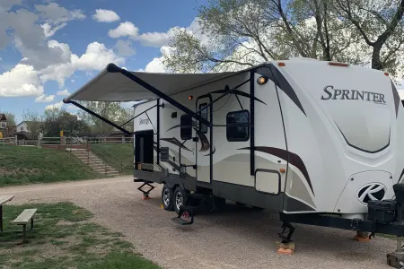 "Jackson" 2013 Keystone Sprinter BHSD1518