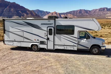 Sleeps 6 - 2024 Gulf Stream Conquest 6314D-LV27890